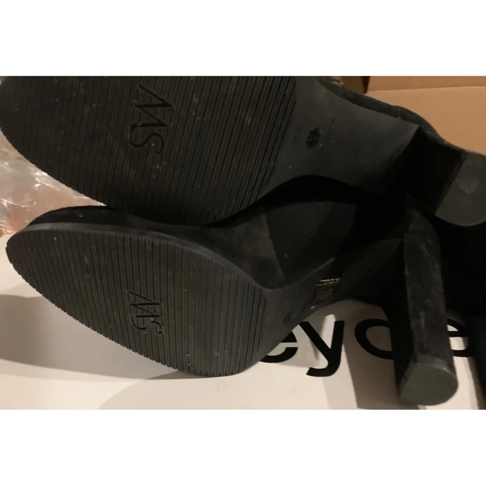 Stuart Weitzman | highland boots